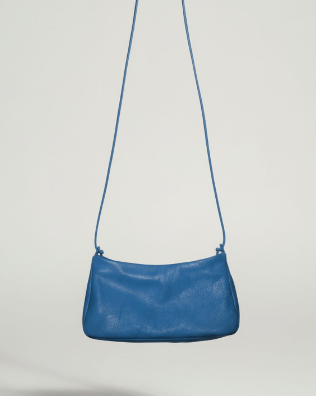 Loli - Bolso mediano en piel con cordón