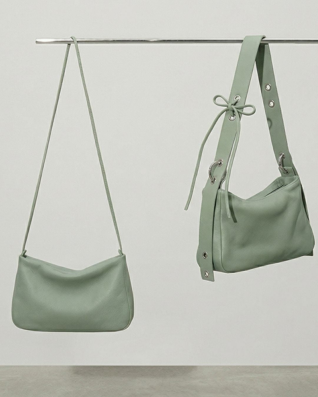 MariLoli - Bolso grande en piel con cordón SS26