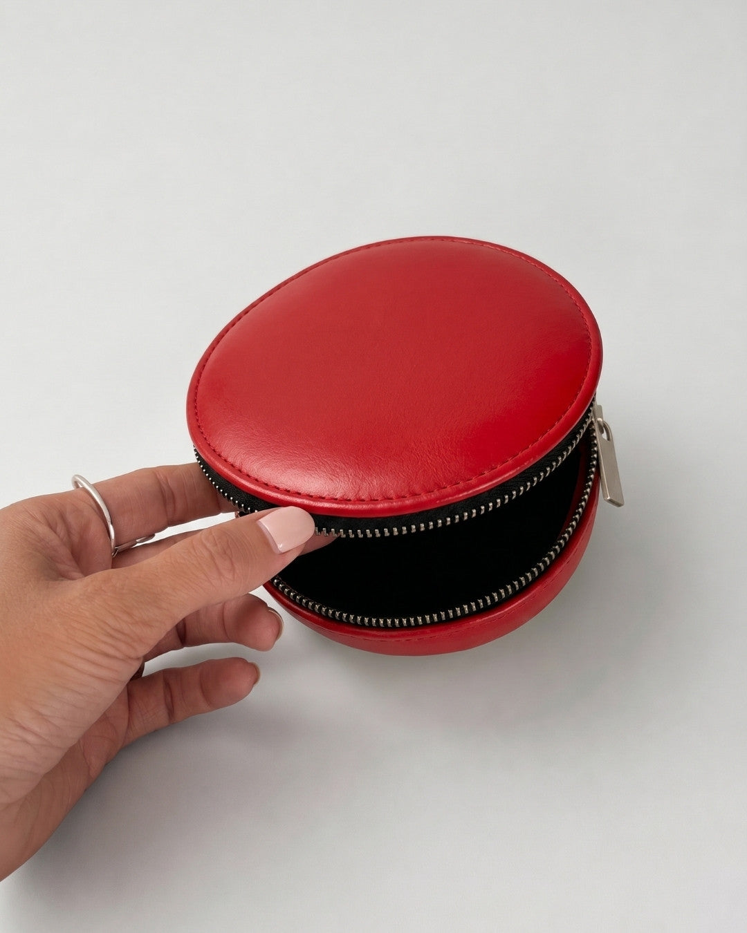 ALMITA - Leather accessory