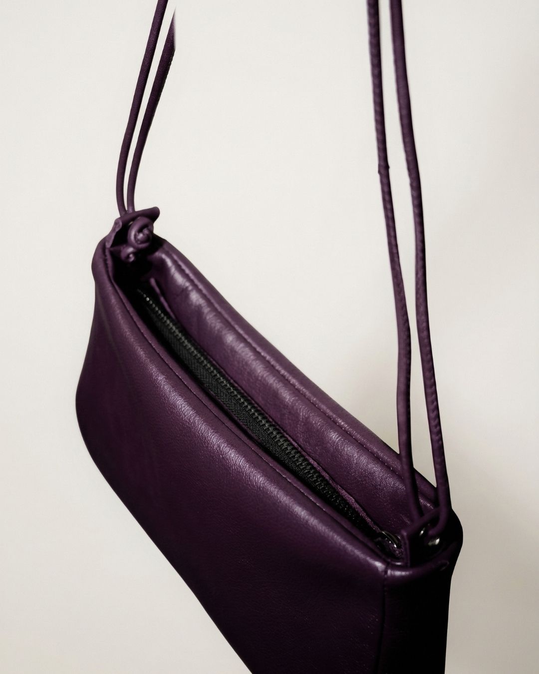 Lolita - Leather drawstring bag