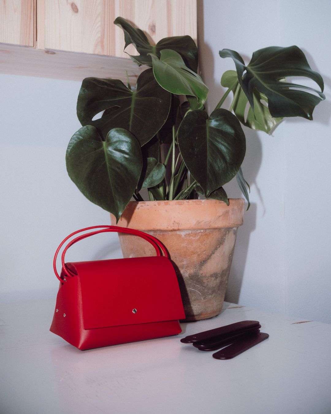 AMPARITO ORIGAMI - Bolso Piel