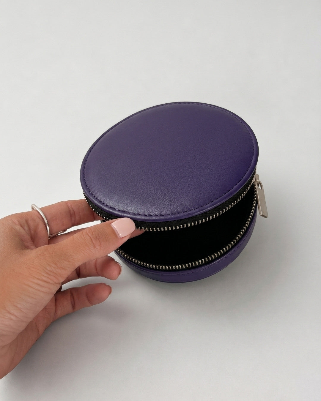 ALMITA - Leather accessory