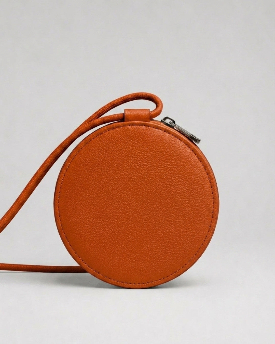 ALMITA - Leather accessory