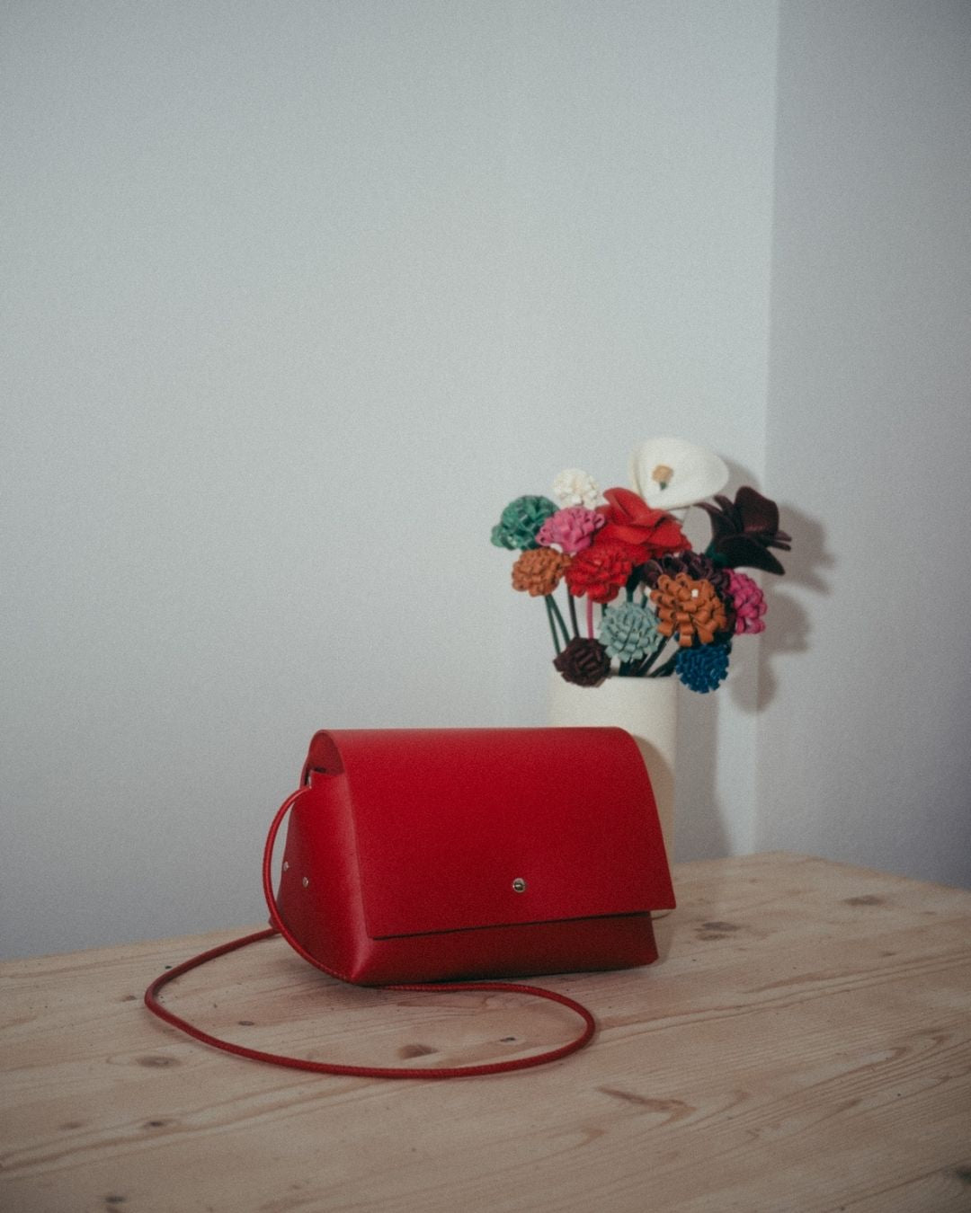 AMPARITO ORIGAMI - Bolso Piel