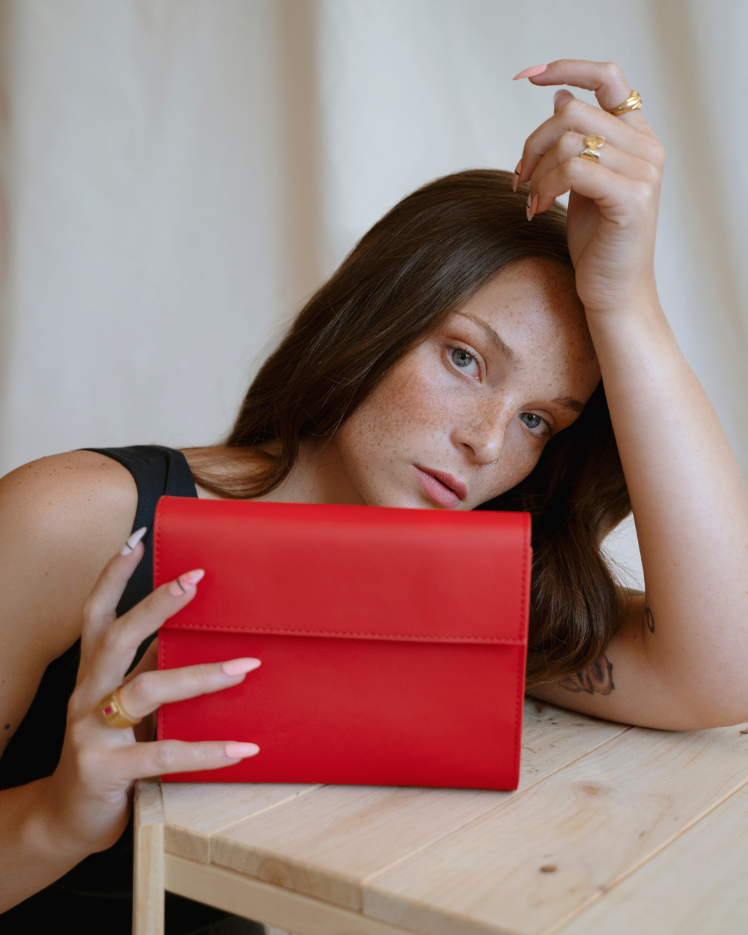 Toñi Edición Especial 6 ANIVERSARIO - Bolso Riñonera con cinturón en Piel