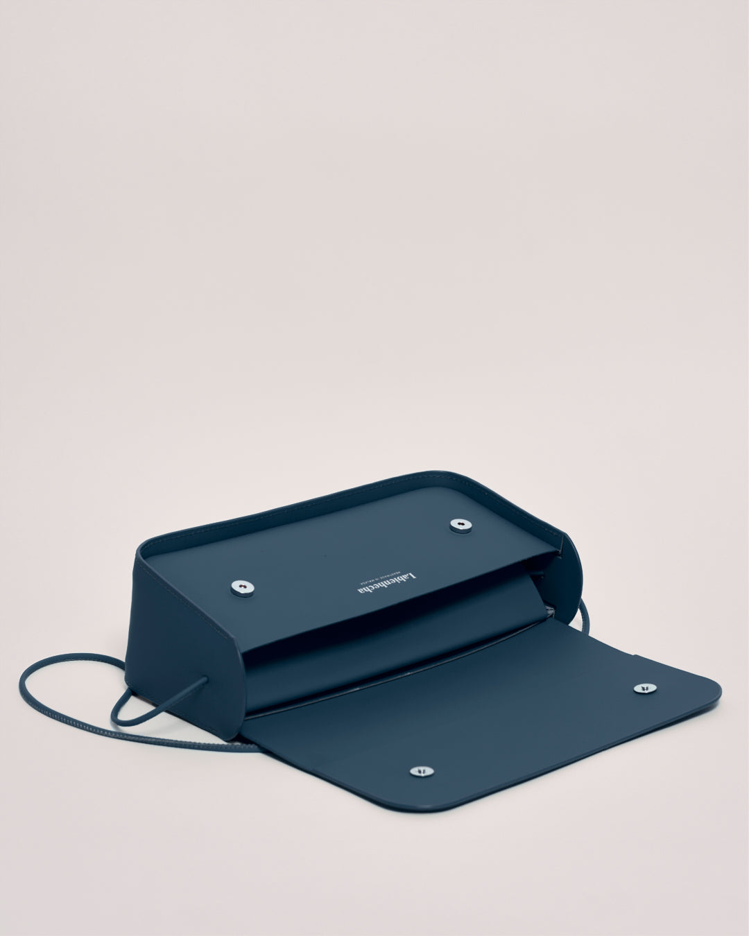 Antonina 2G - Recycled Leather Handbag