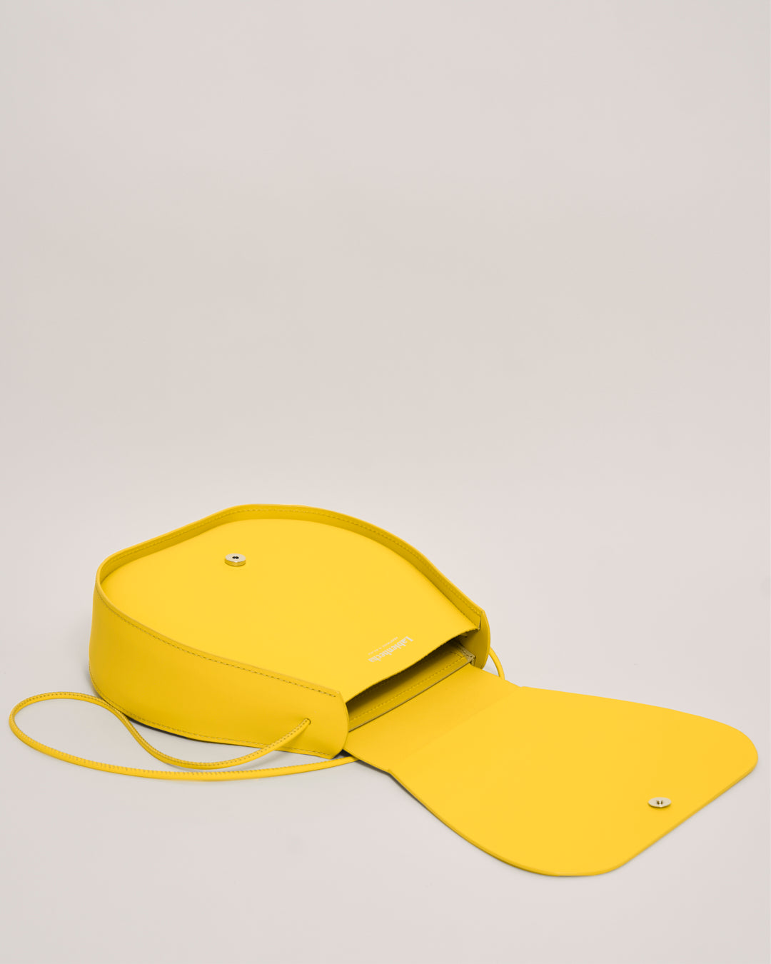 Dona Rafaela 2G - Recycled Leather Handbag