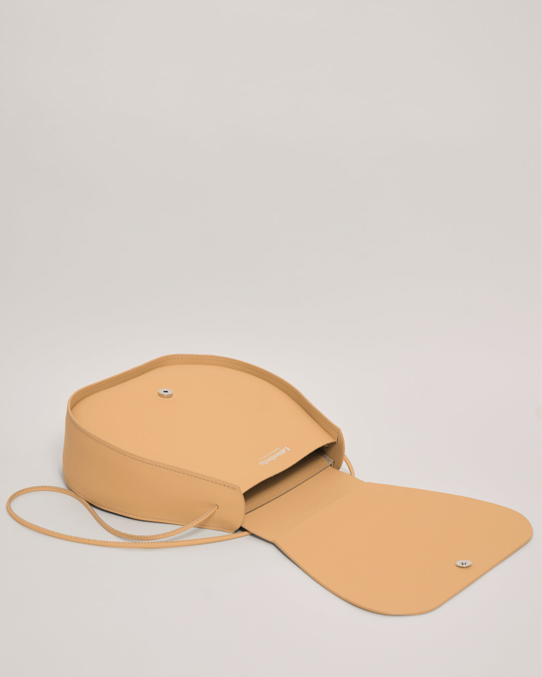Dona Rafaela 2G - Recycled Leather Handbag