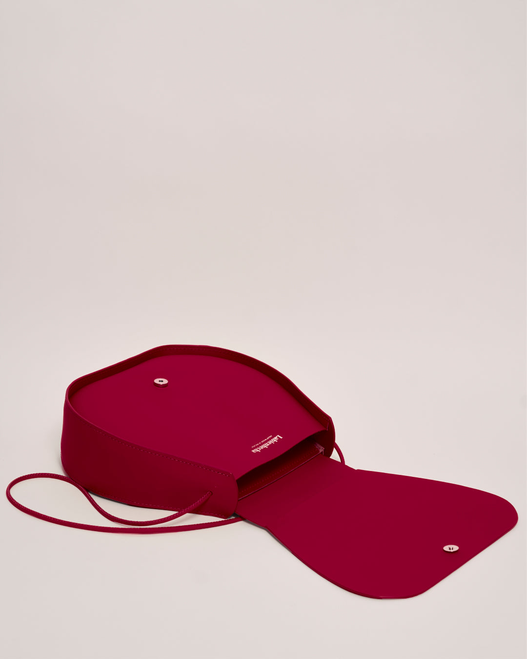 Dona Rafaela 2G - Recycled Leather Handbag