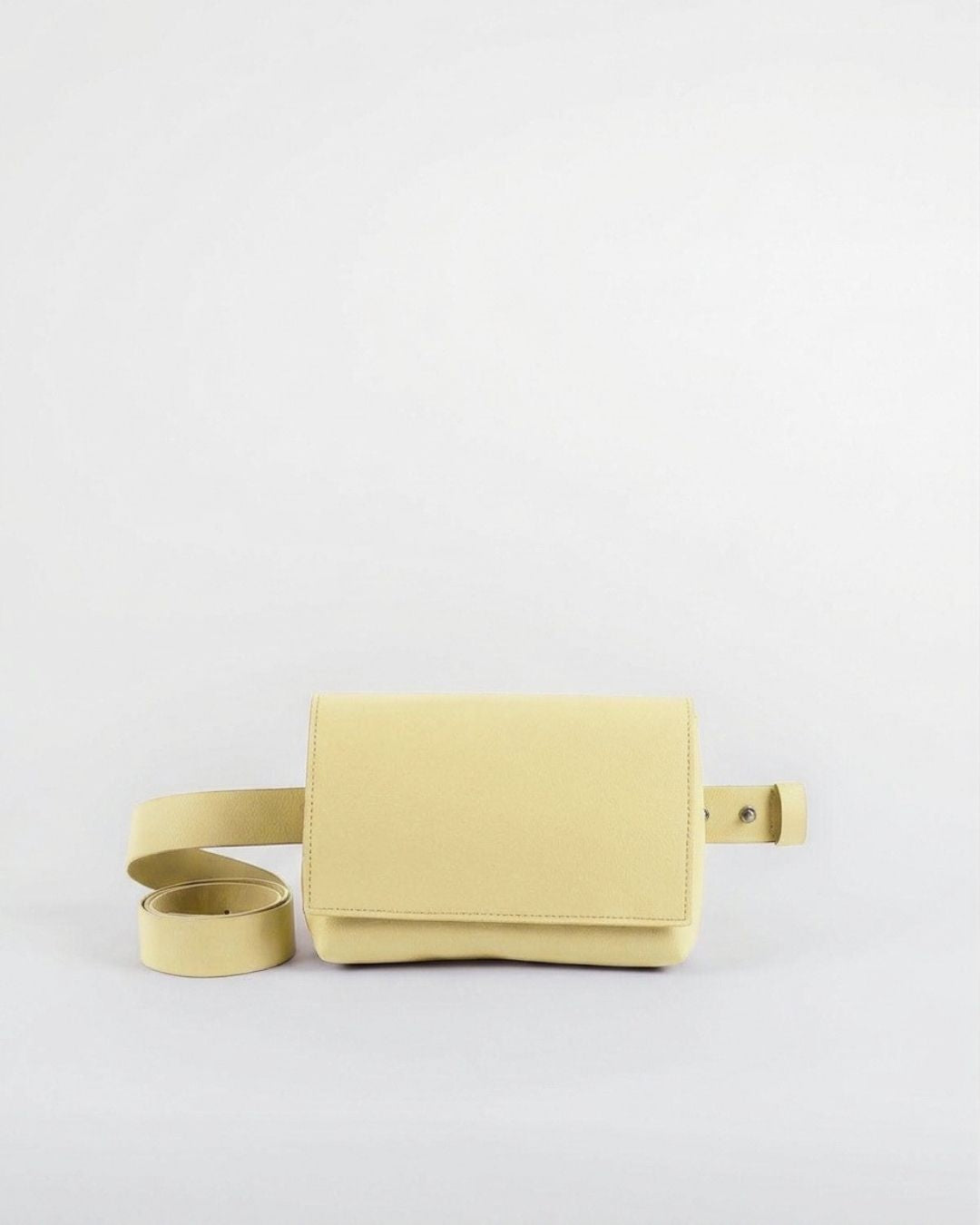 FERNANDITA - Riñonera Piel con cinturón SS26