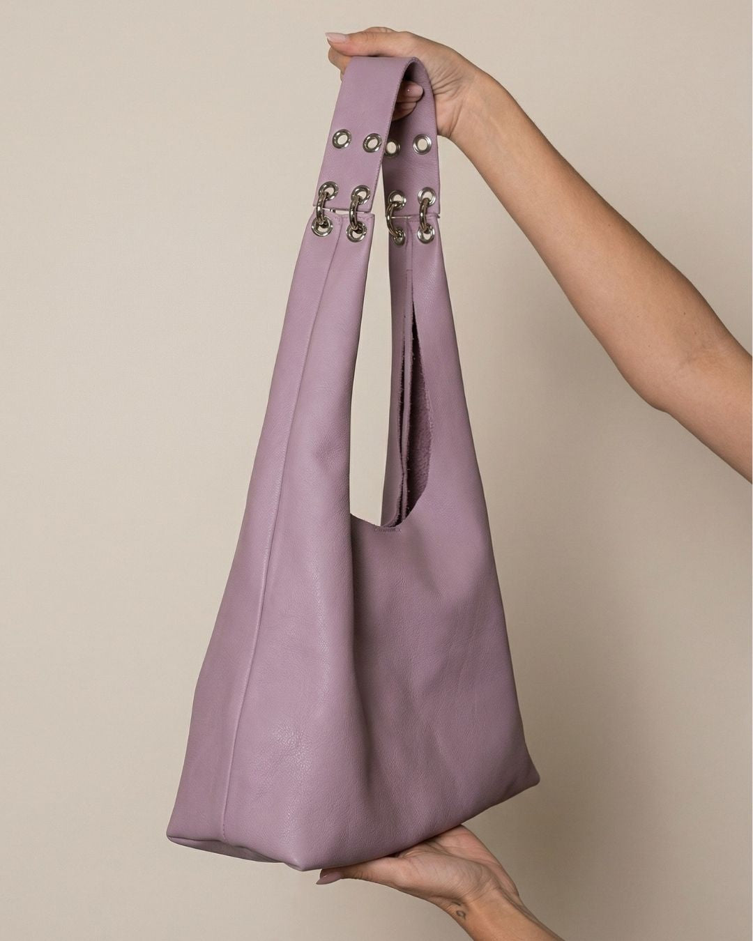 Loles - Medium leather handbag