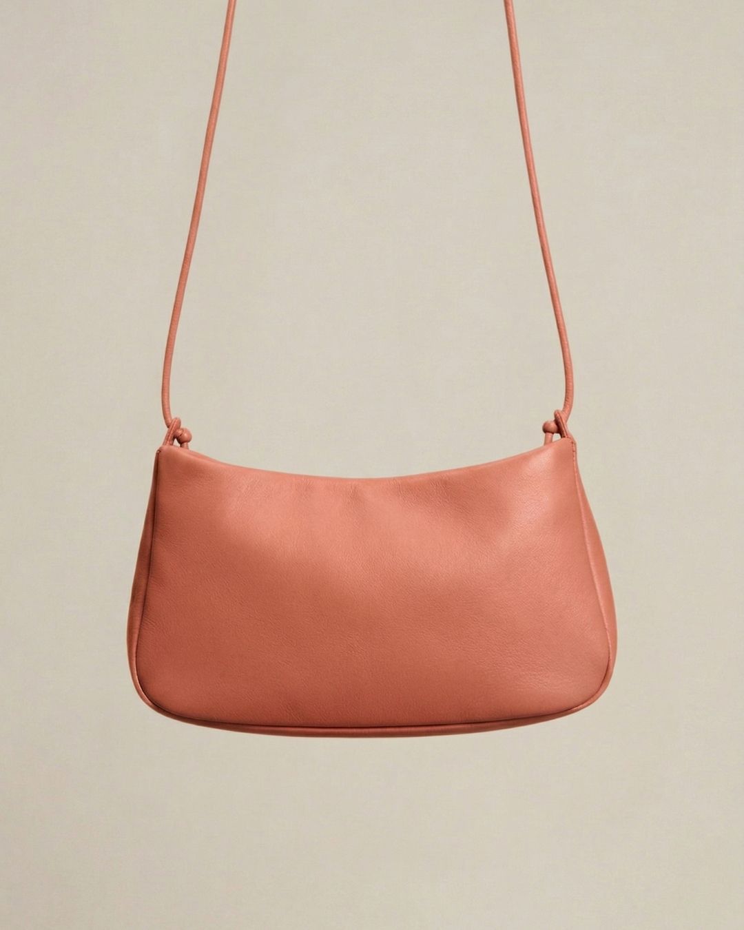 Loli - Bolso mediano en piel con cordón SS26