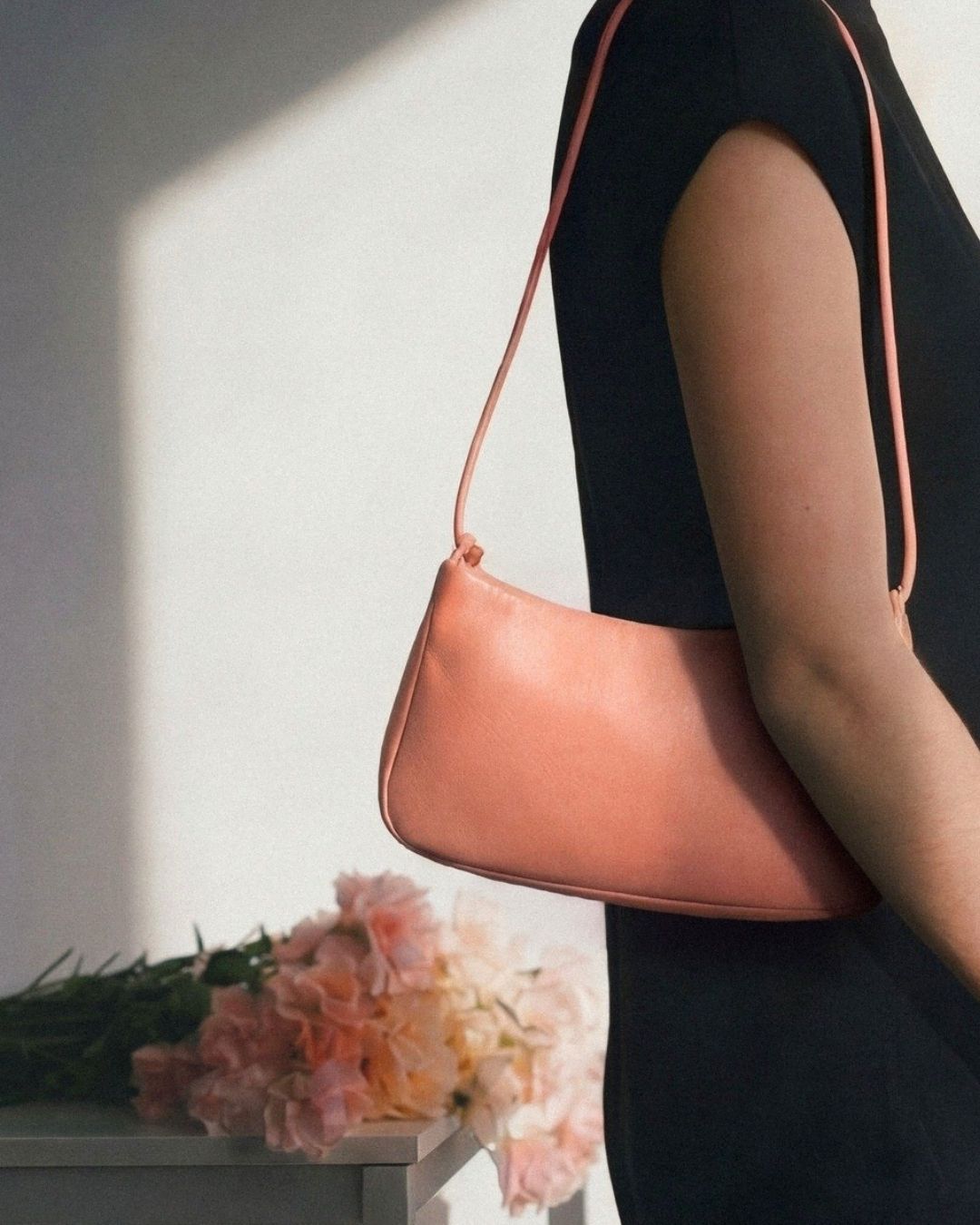 Lolita - Leather drawstring bag