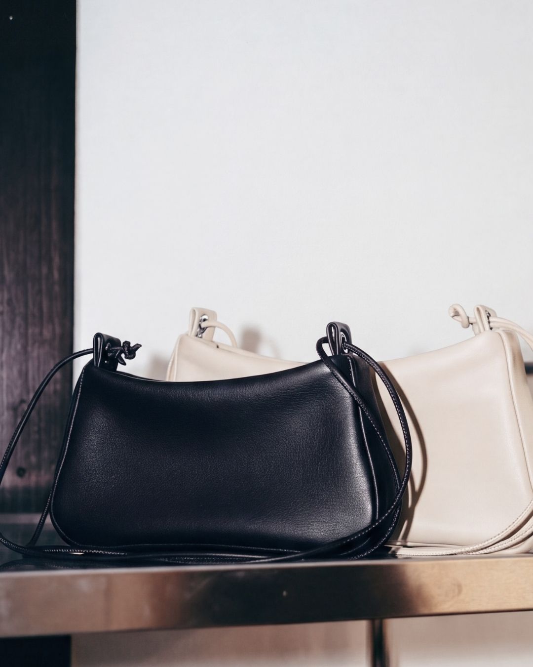 Lolita - Leather drawstring bag