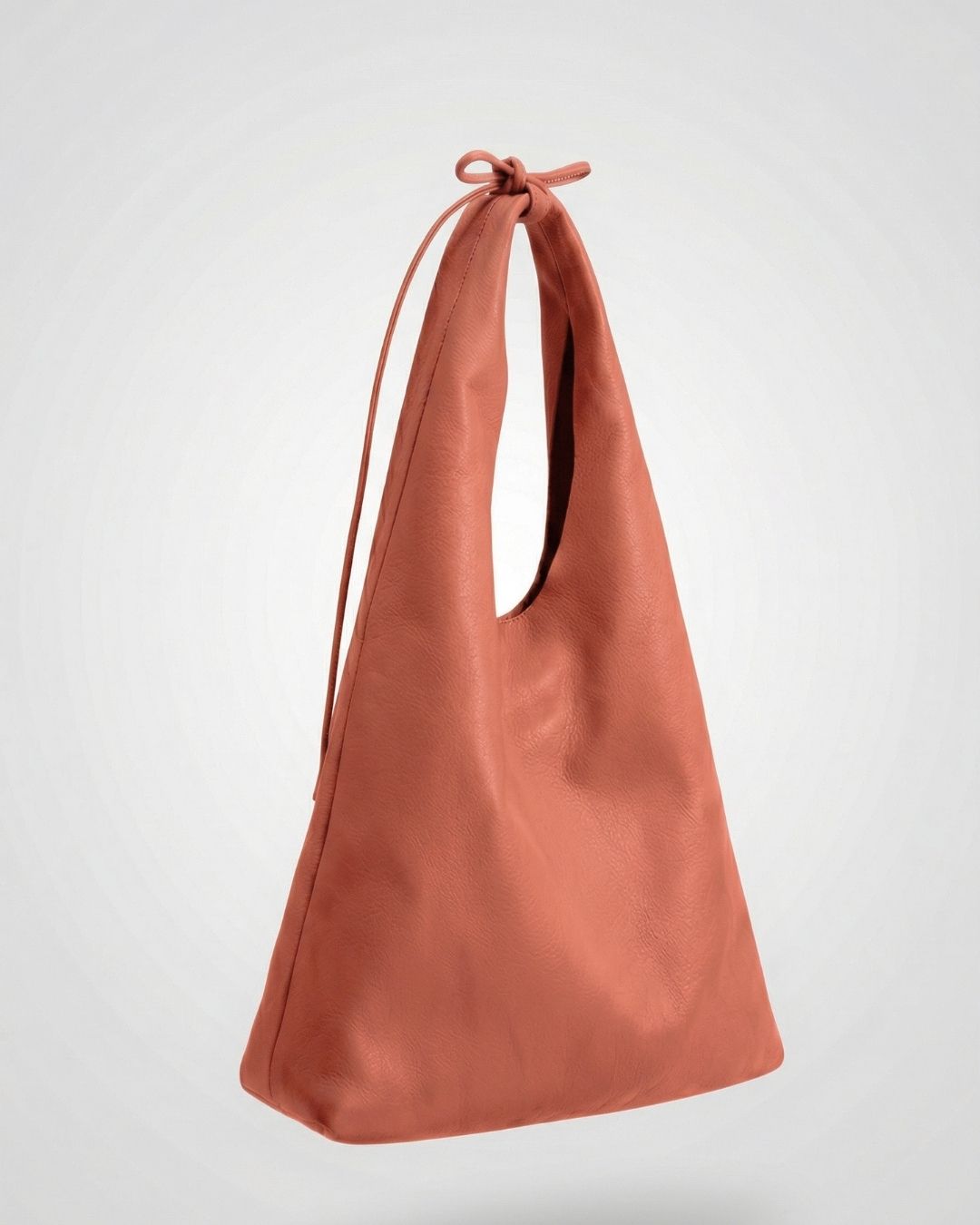MariLoles - Bolso grande XL en piel SS26
