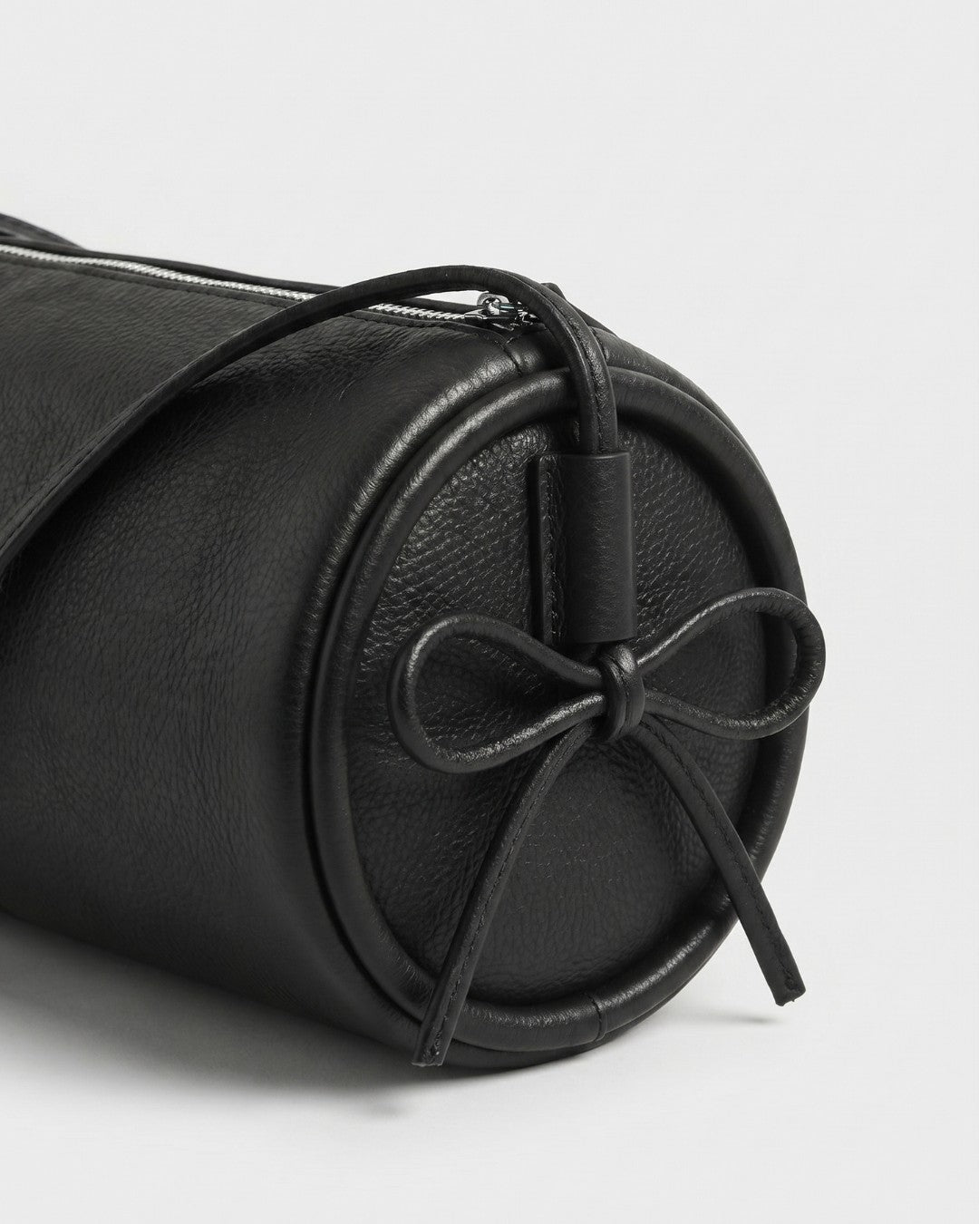 ALMA - Leather Tube Bag