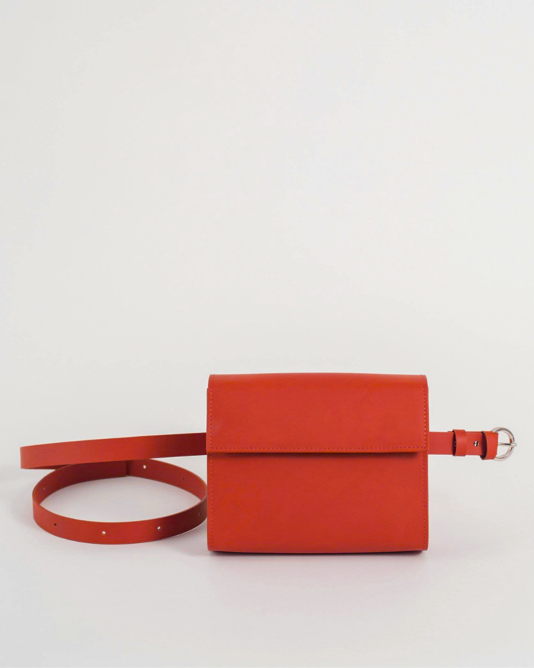 Toñi Edición Especial 6 ANIVERSARIO - Bolso Riñonera con cinturón en Piel