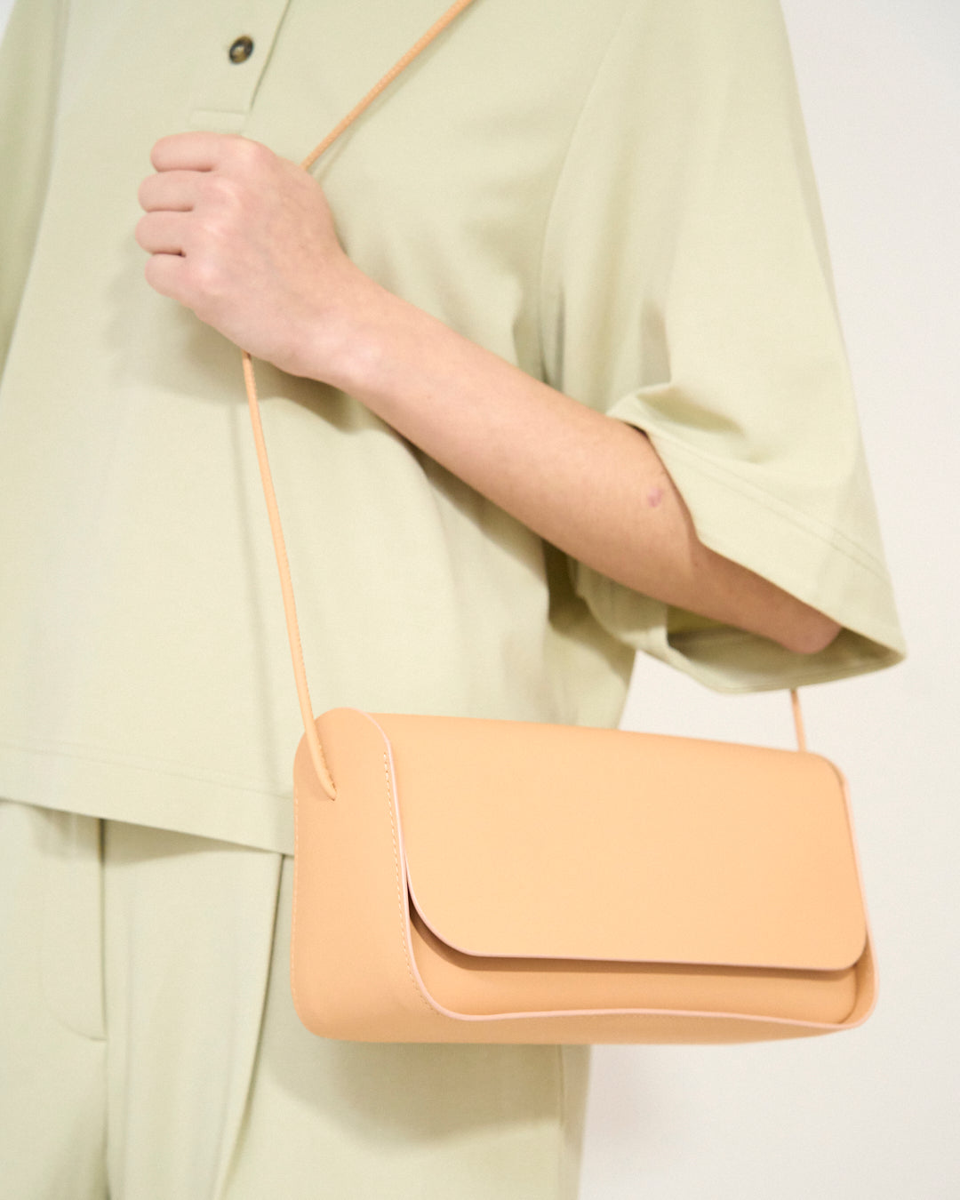 Antonina 2G - Recycled Leather Handbag
