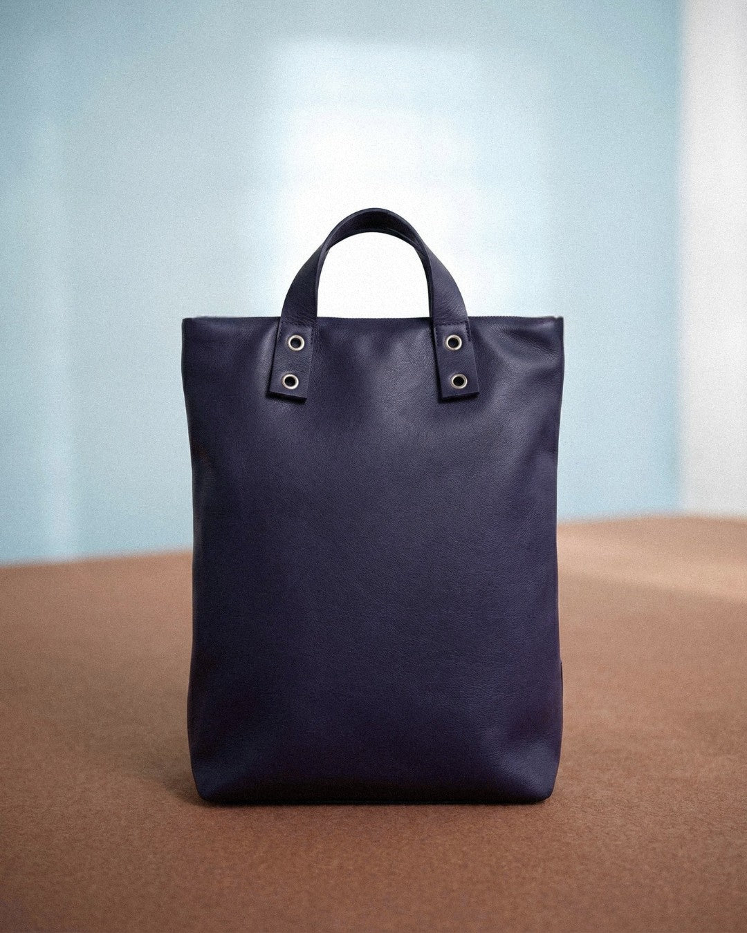 Mª Dolores - Mochila grande en piel