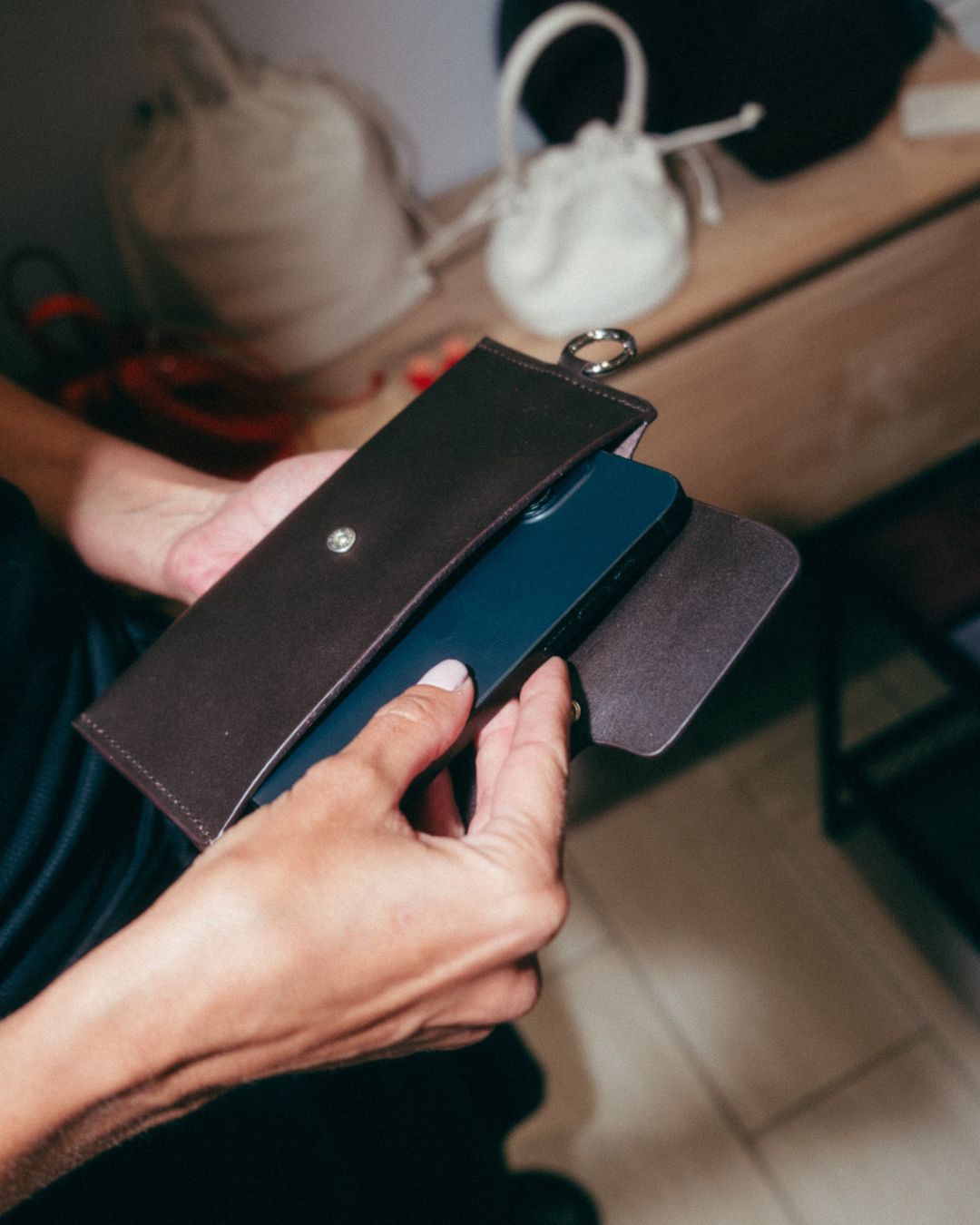 LA DOBLE C - "EL TODO CONTIGO" - FUNDA GAFAS, MÓVIL, DOCUMENTOS Y COSAS