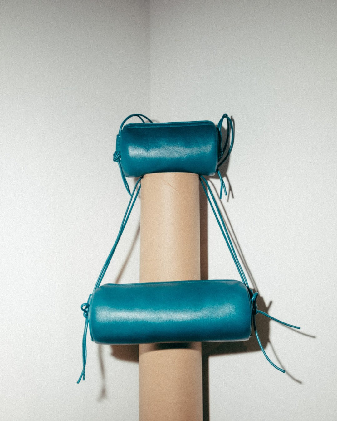 ALMA - Leather Tube Bag
