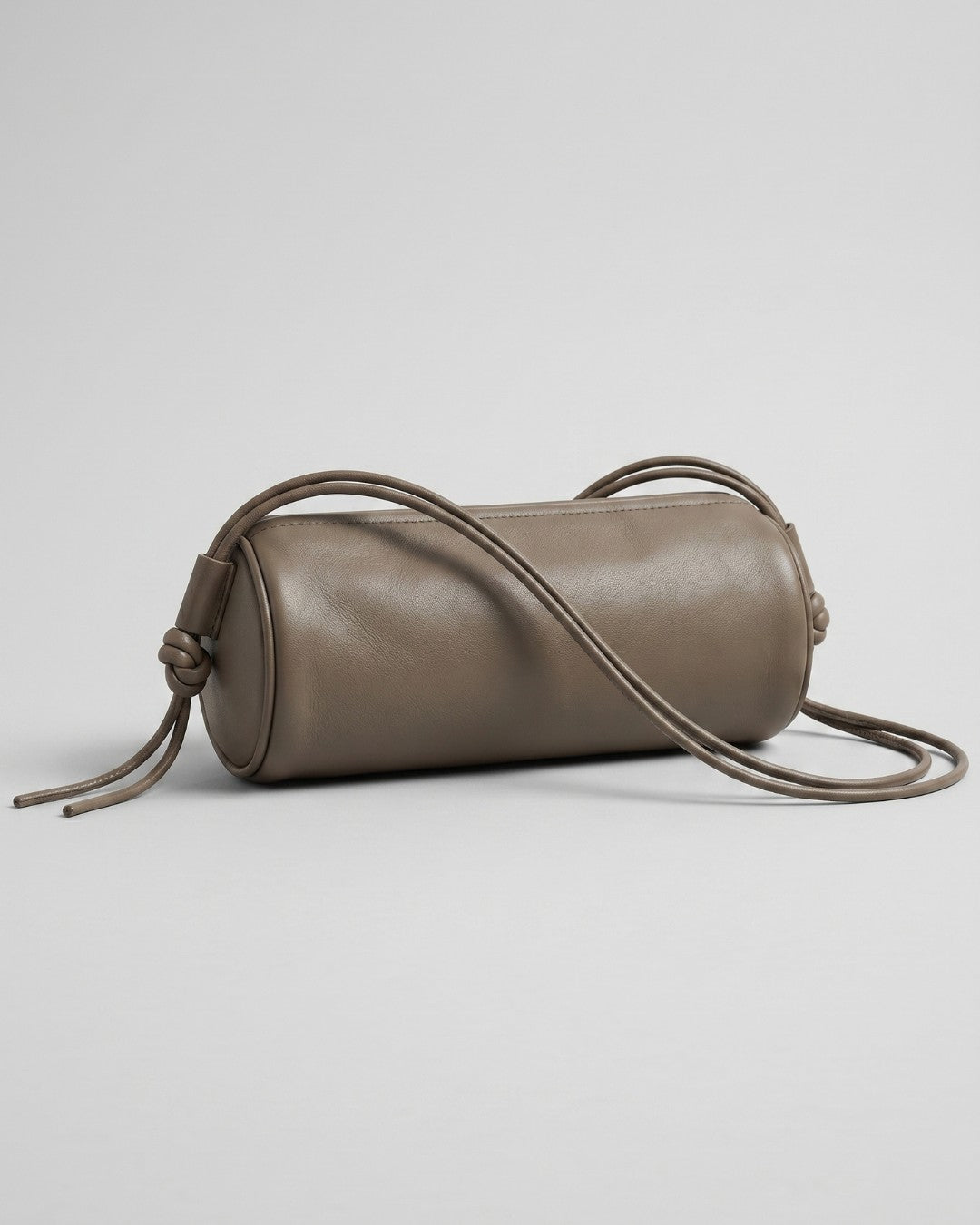 ALMA - Leather Tube Bag
