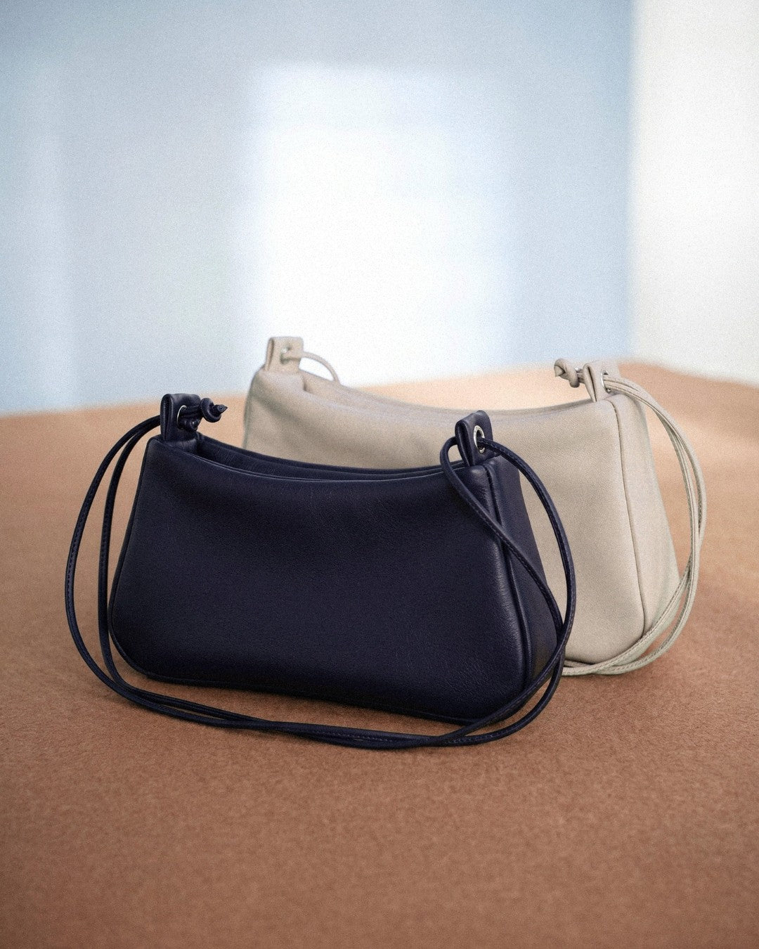 Lolita - Bolso piel con cordón