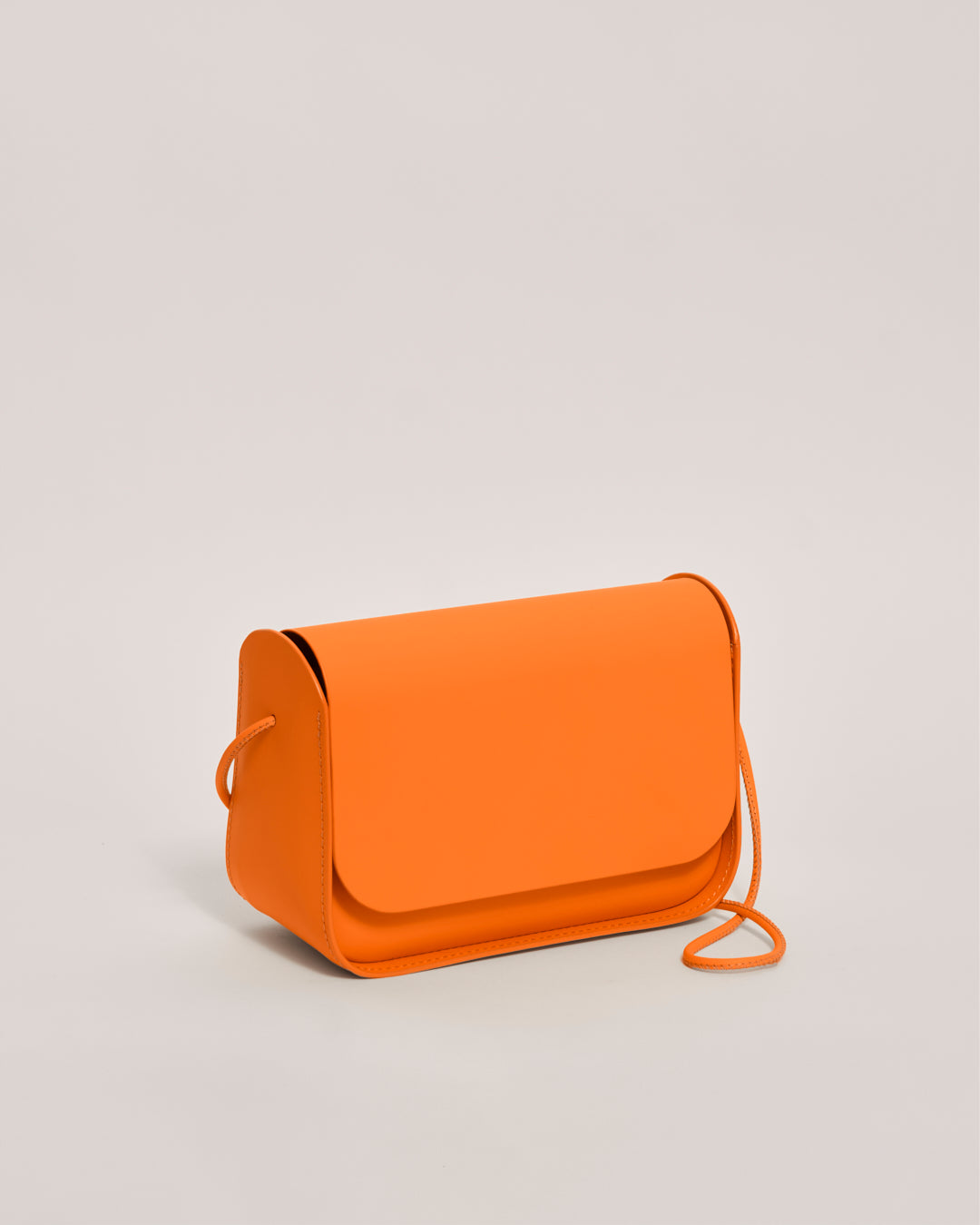Nina 2G - Recycled Leather Handbag