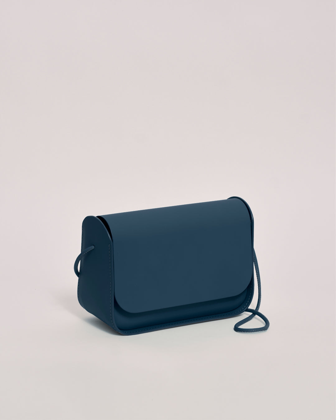 Nina 2G - Recycled Leather Handbag