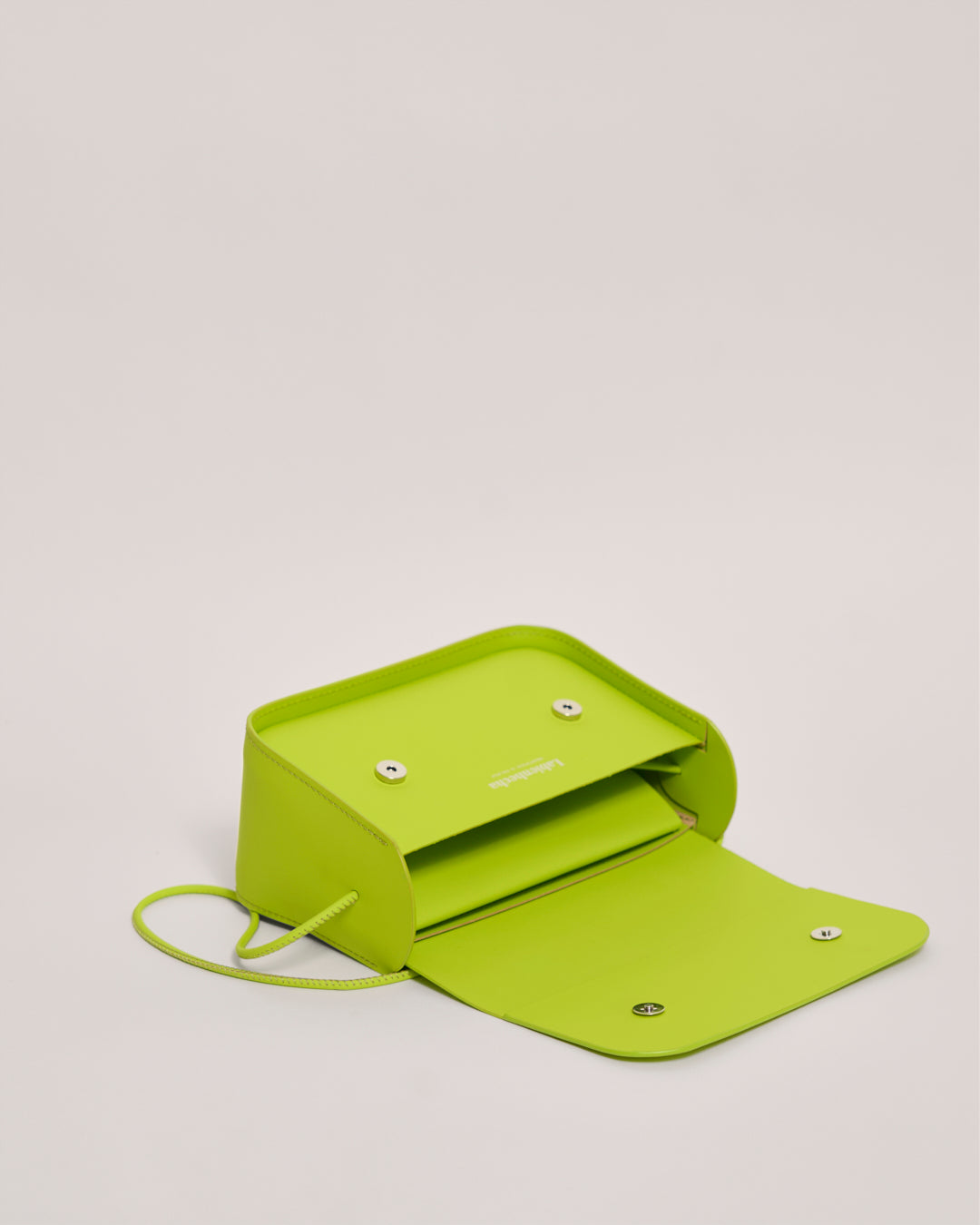 Nina 2G - Recycled Leather Handbag