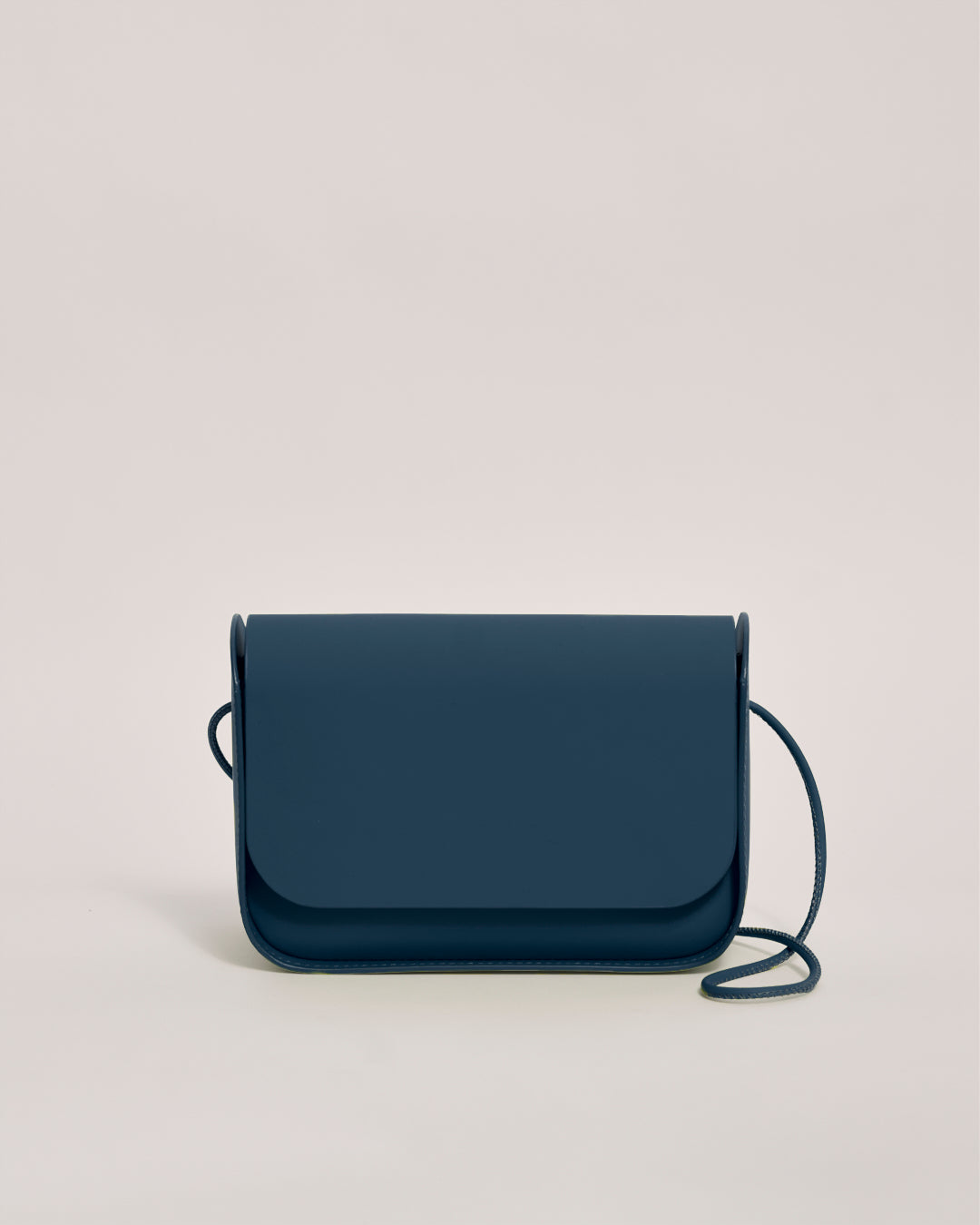 Nina 2G - Recycled Leather Handbag