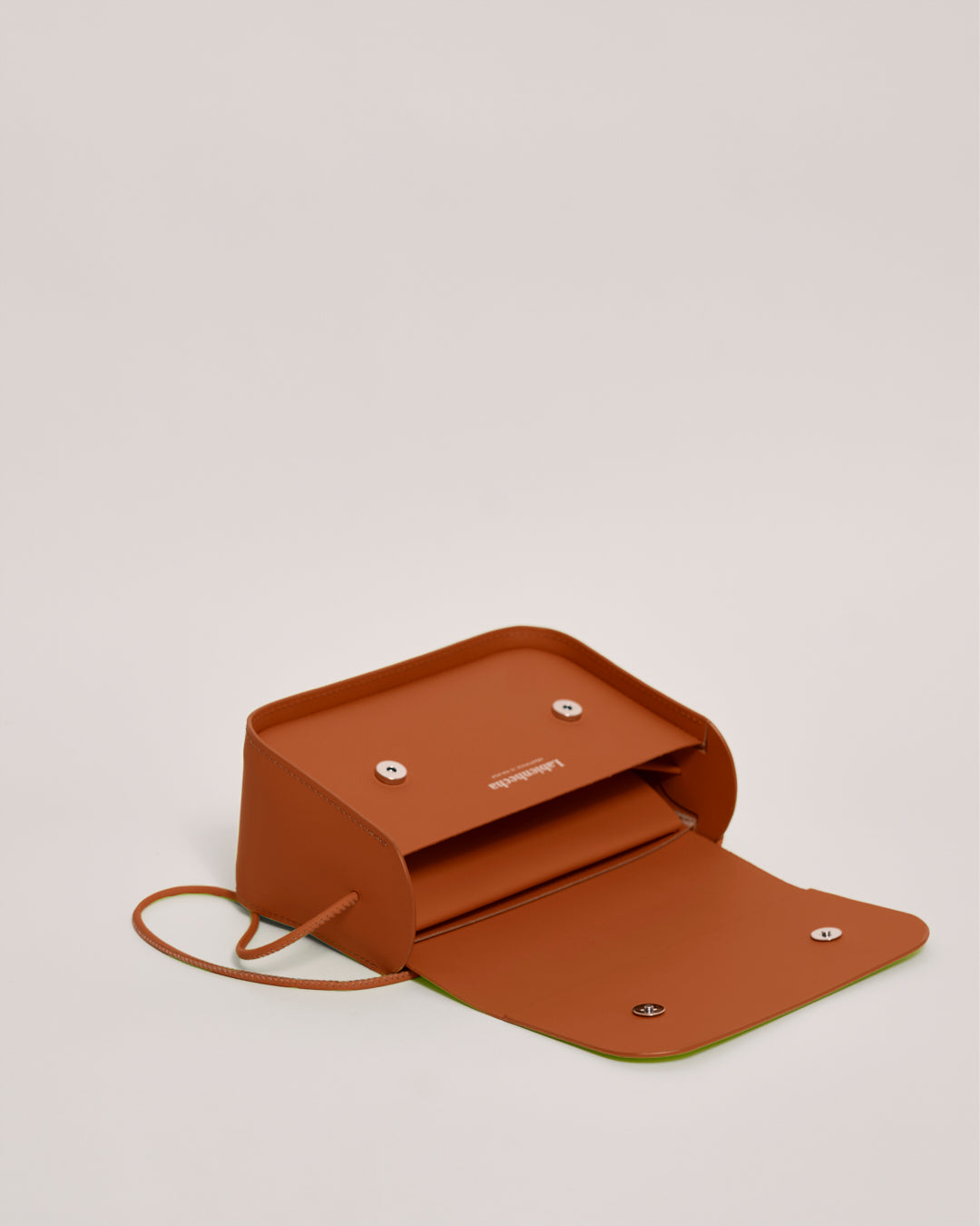 Nina 2G - Recycled Leather Handbag
