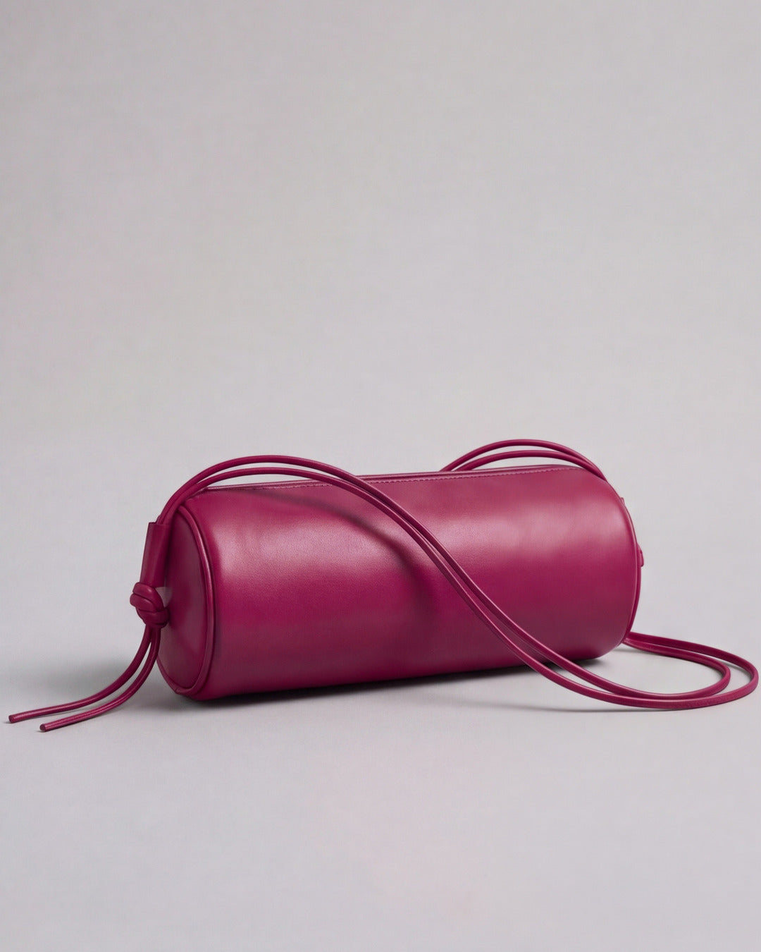 Bolso tubular ALMA La Grande en piel frambuesa — Labienhecha