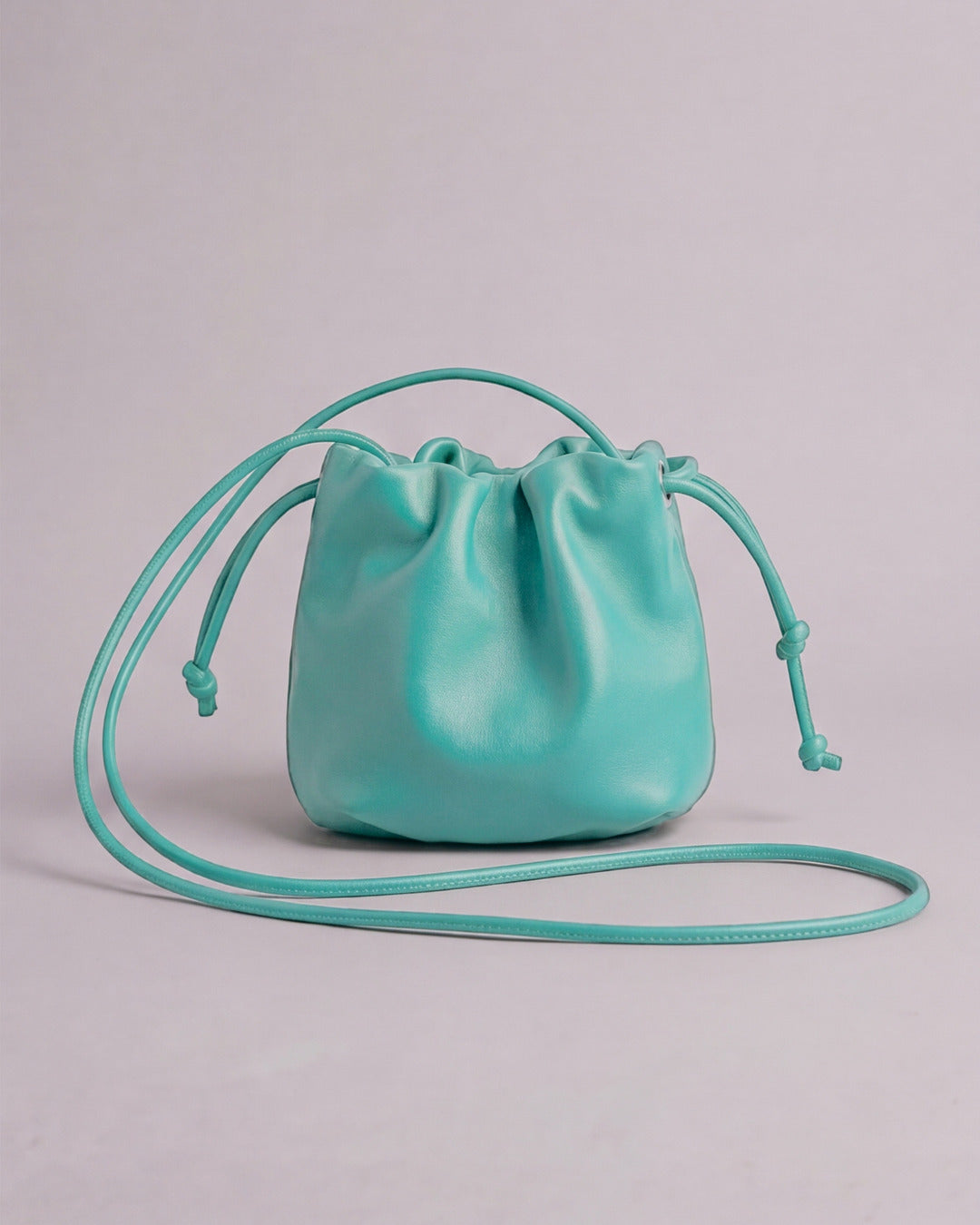 ANGELITA - Bolso Bombonera Piel en piel aguamarina — Labienhecha