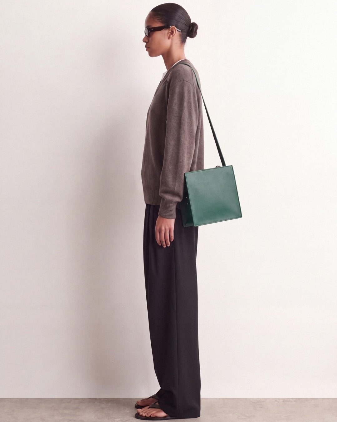 Sofía Hija in Green Hope leather · medium bag in vegetable-tanned leather, handmade in Málaga · Labienhecha