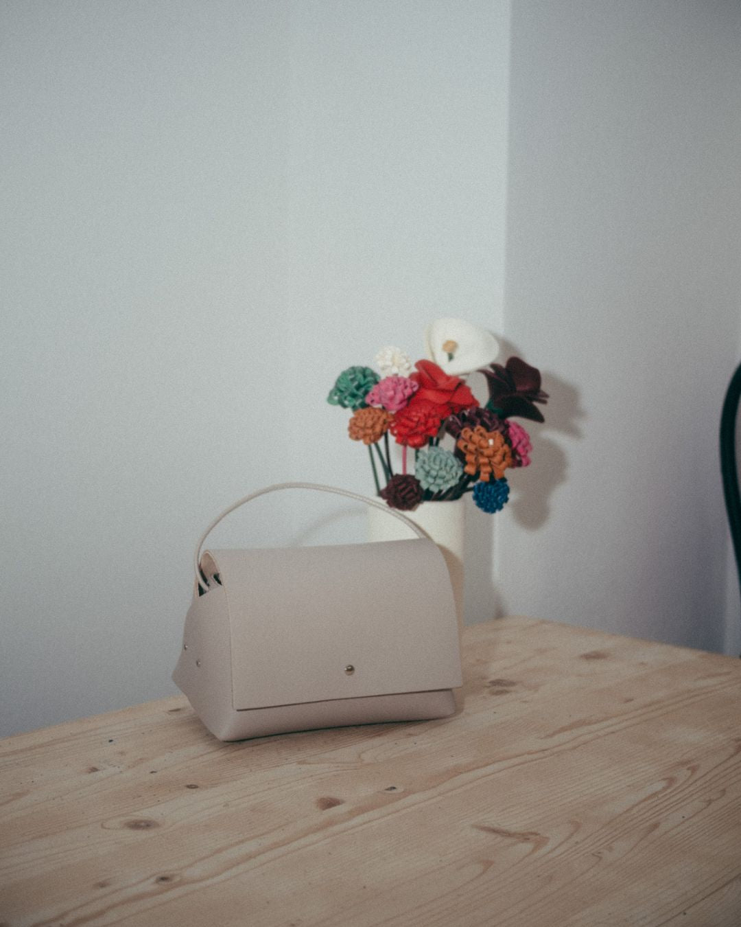 AMPARITO ORIGAMI - Bolso Piel