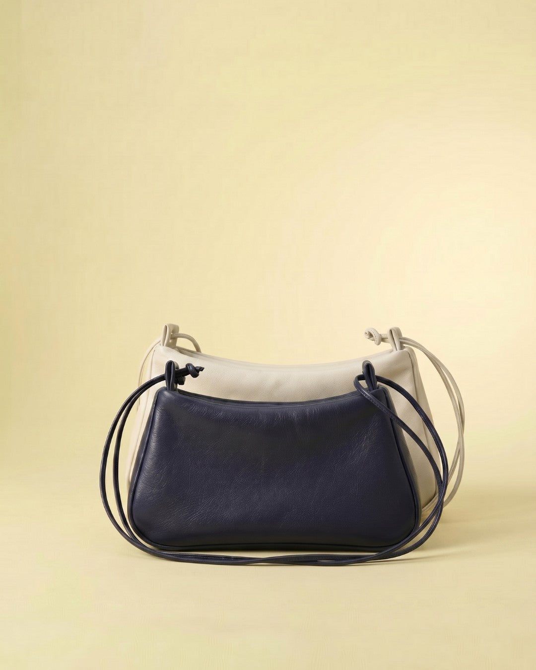 Lolita - Bolso piel con cordón