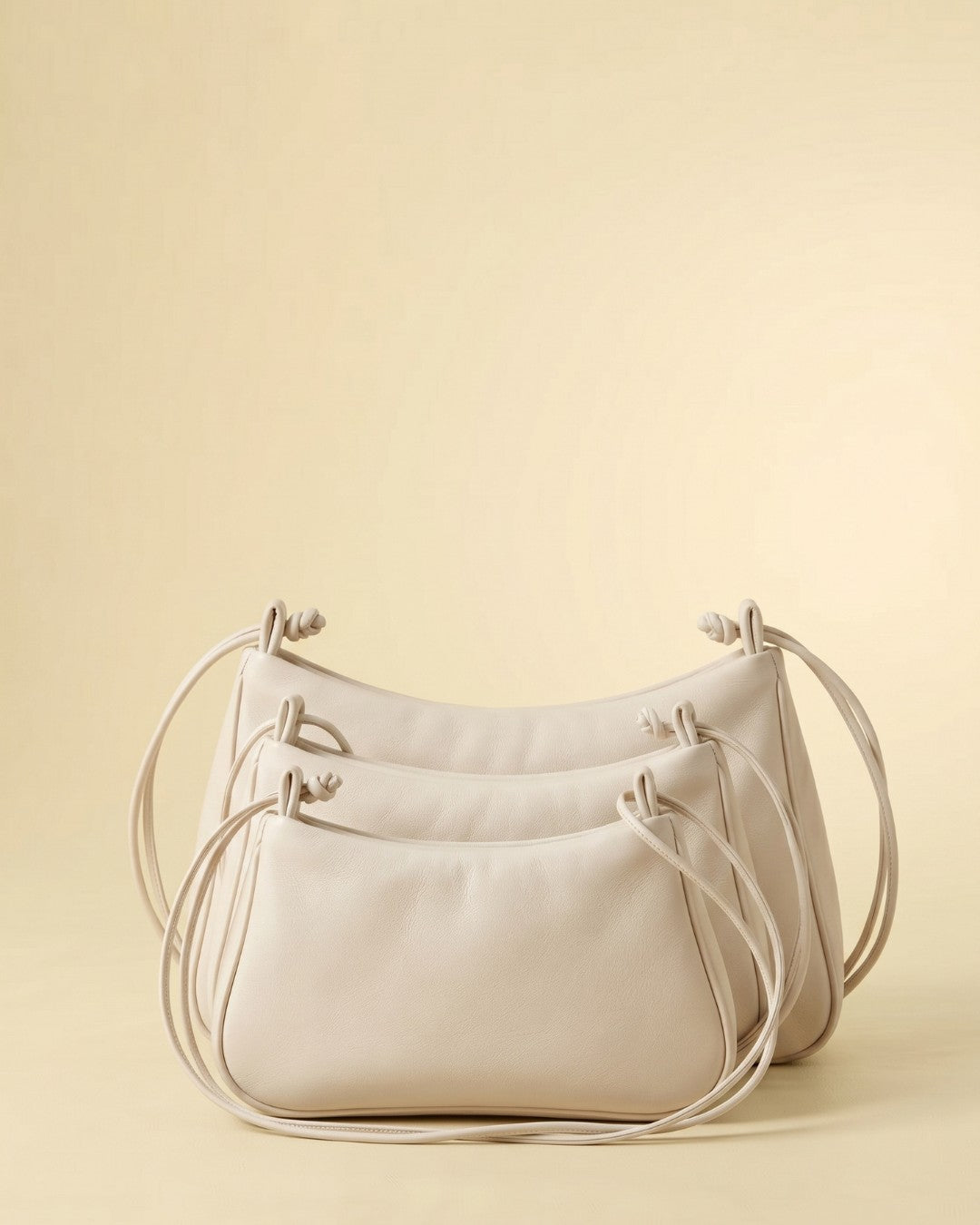 MariLoli - Bolso grande en piel con cordón
