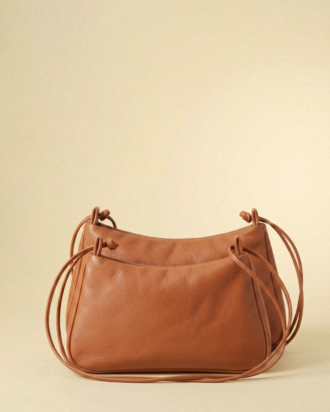 MariLoli - Bolso grande en piel con cordón