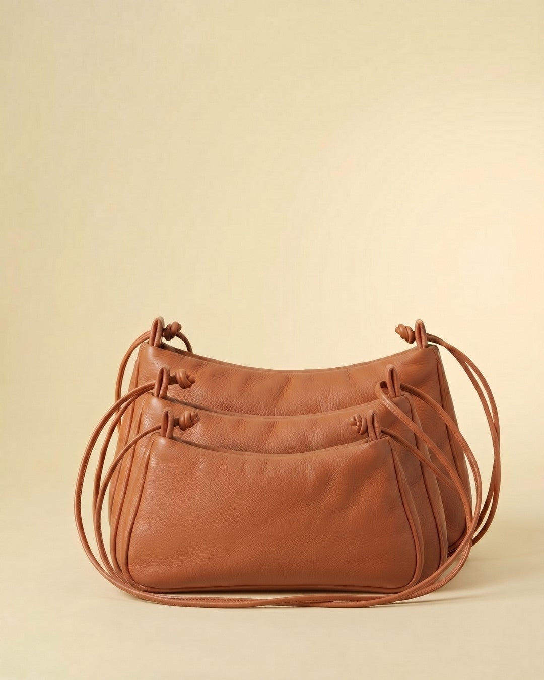 MariLoli - Bolso grande en piel con cordón