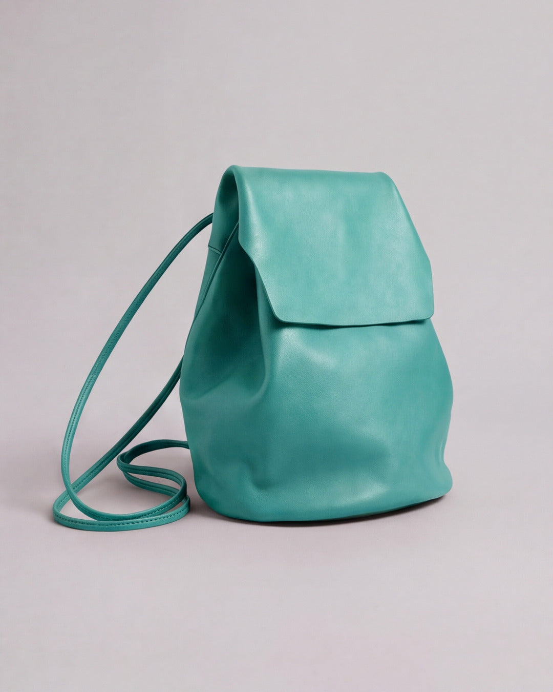 Mochila IRENE X OA en piel aguamarina — Labienhecha