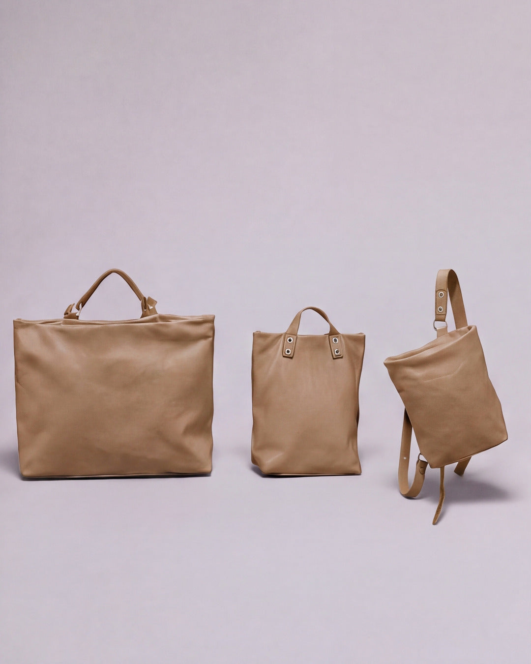 Mochilas Dolores en piel arena oscuro — Labienhecha