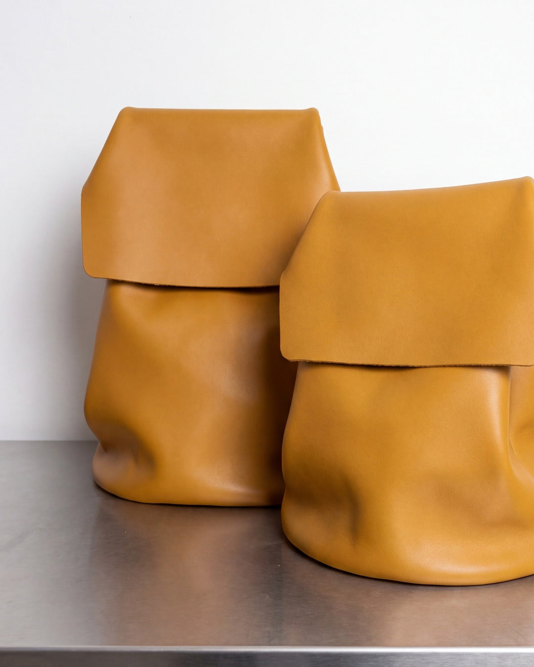 MOCHILAS IRENE · Mochilas en piel Polen Hidro · Labienhecha