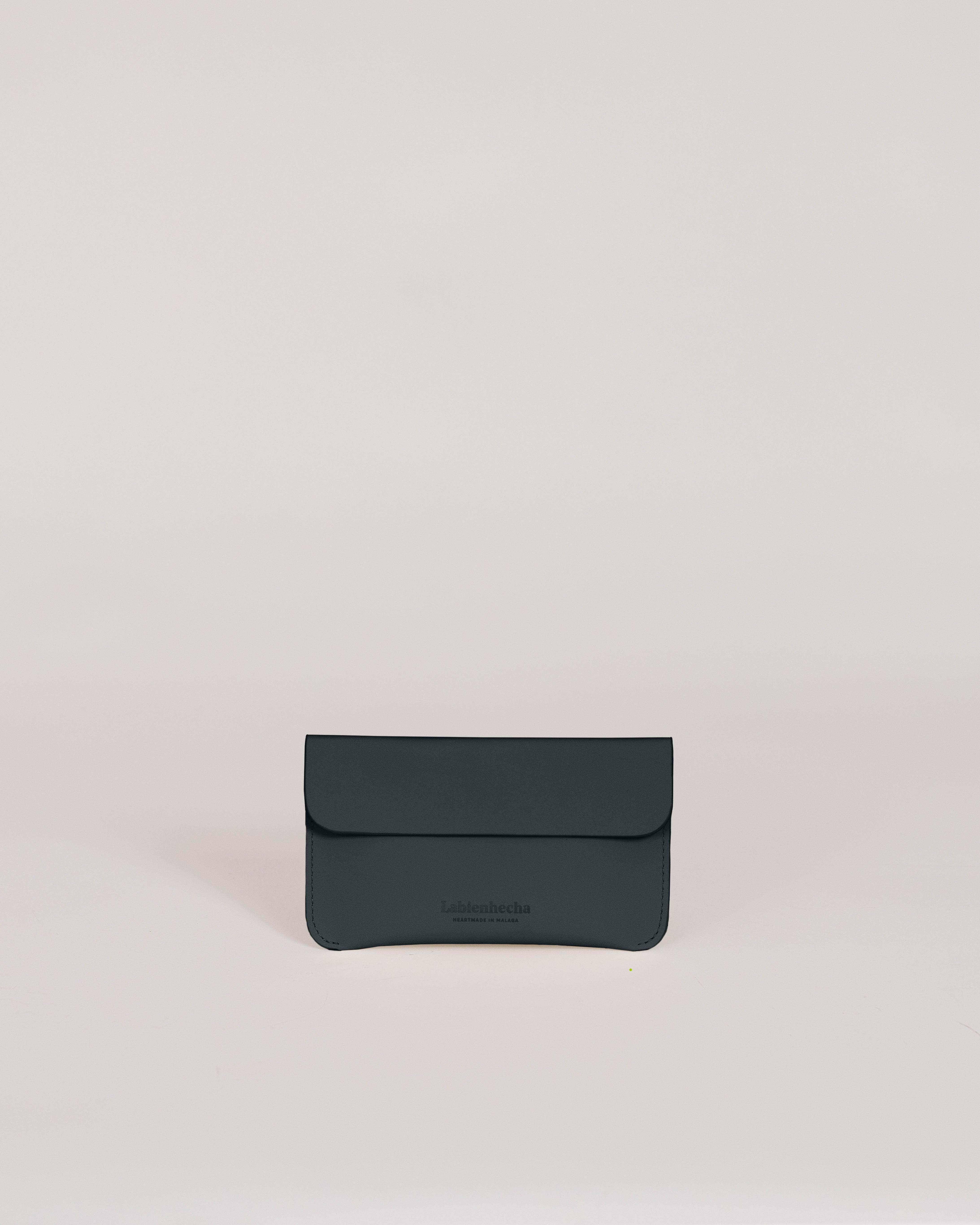 Nina 2G - Recycled Leather Handbag