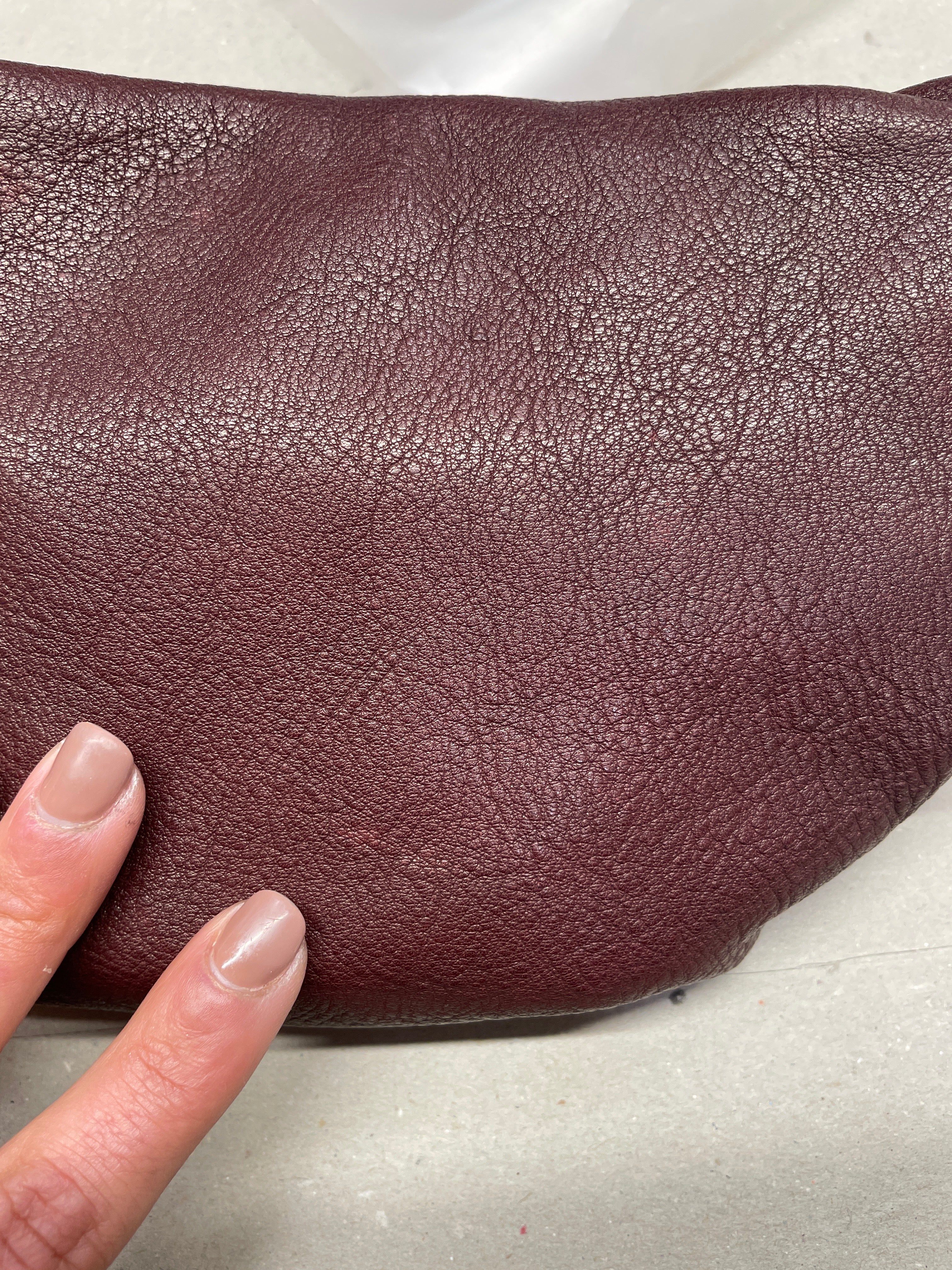 BOLSOS CON HISTORIA (RUPTURA) - ANGELITA - Bolso Bombonera Piel TARA