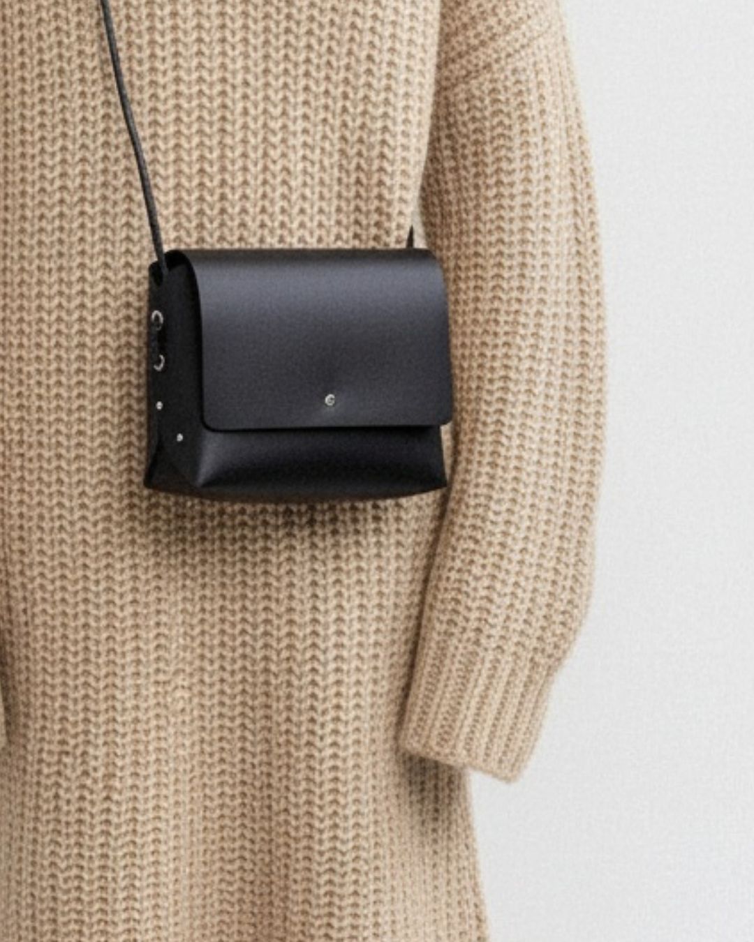 ENCARNITA ORIGAMI - Leather Handbag