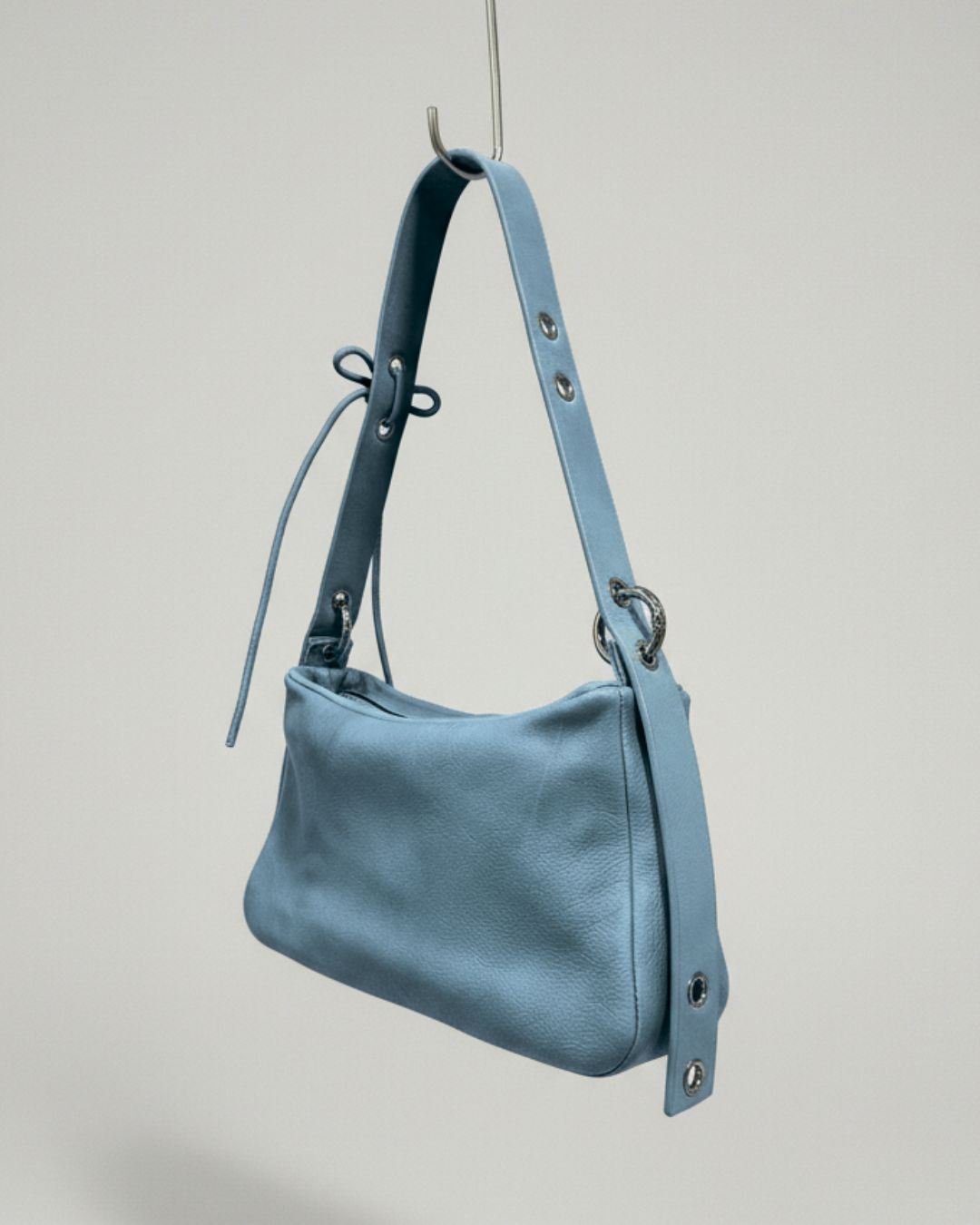 MariLoli - Bolso grande en piel con correa y mosquetones multiposición