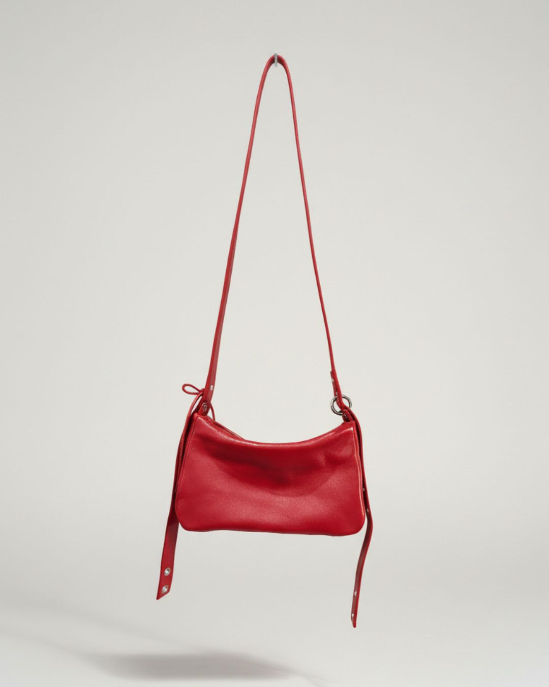 MariLoli - Bolso grande en piel con correa y mosquetones multiposición