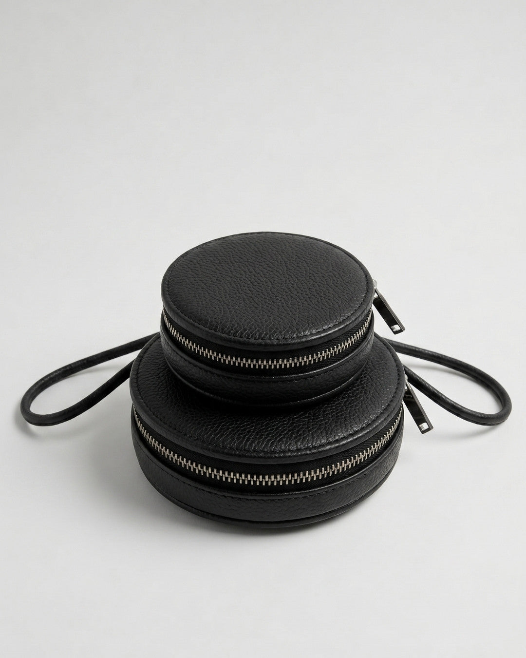 ALMITA - Leather accessory