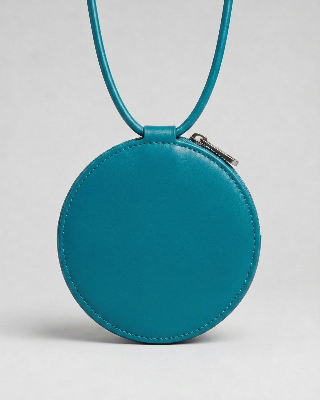 ALMITA - Leather accessory